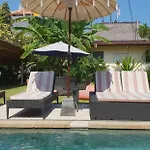 Villa Ayuni