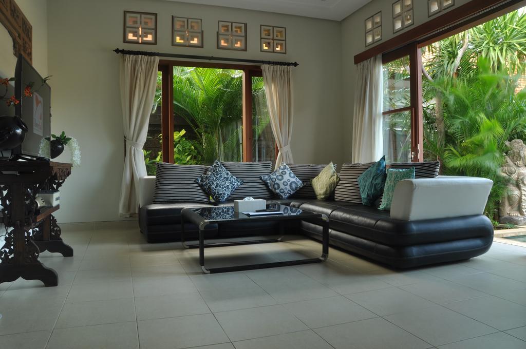 Ayuni Villa *